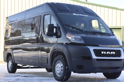 10 PASSENGER SHUTTLE BLACK EXTERIOR WITH CLOTH BLACK SEATING BY WALDOCH FLEET PASSENGER VAN SCHOOL HOTEL - 2019 RAM PROMASTER SHUTTLE - Image 38 of 46