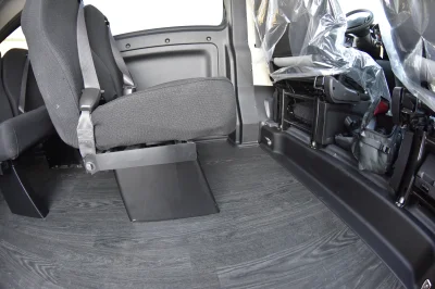 10 PASSENGER SHUTTLE BLACK EXTERIOR WITH CLOTH BLACK SEATING BY WALDOCH FLEET PASSENGER VAN SCHOOL HOTEL - 2019 RAM PROMASTER SHUTTLE - Image 44 of 46