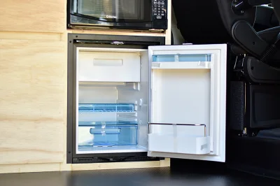 RAM PROMASTER SIMPLE RV CONVERSION CAMPER STARTER VAN - 2020 RAM PROMASTER CUSTOM - Image 10 of 21