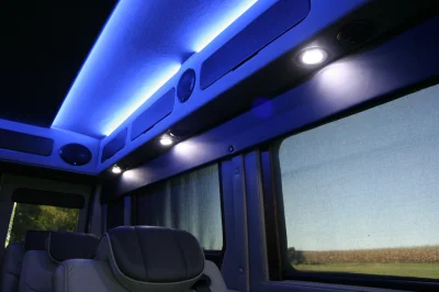 CRYSTAL METALLIC - 2020 RAM PROMASTER GALAXY - Image 11 of 20