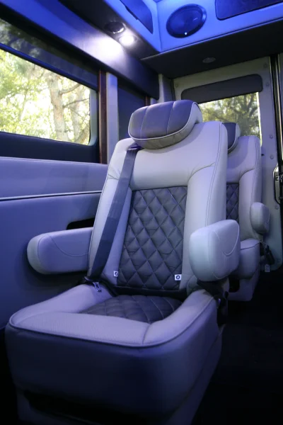 CRYSTAL METALLIC - 2020 RAM PROMASTER GALAXY - Image 16 of 20