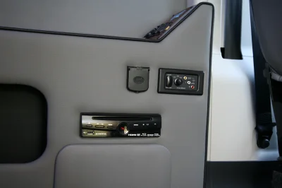 CRYSTAL METALLIC - 2020 RAM PROMASTER GALAXY - Image 18 of 20