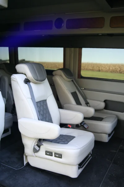 CRYSTAL METALLIC - 2020 RAM PROMASTER GALAXY - Image 5 of 20