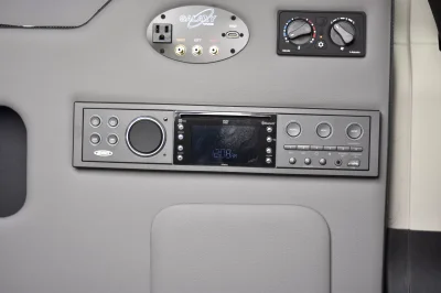 BLACK CRYSTAL 3 - 2020 RAM PROMASTER GALAXY - Image 14 of 17