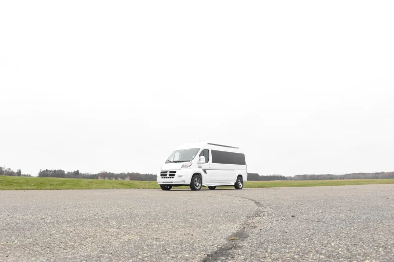 BRIGHT WHITE 2 by Waldoch Crafts