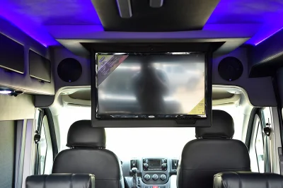 BLACK CRYSTAL 4 - 2020 RAM PROMASTER GALAXY - Image 12 of 19