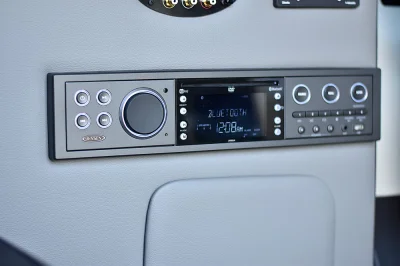 BLACK CRYSTAL 4 - 2020 RAM PROMASTER GALAXY - Image 17 of 19