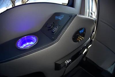 BLACK CRYSTAL 7 - 2020 RAM PROMASTER GALAXY - Image 8 of 14