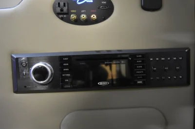 LUXURY CONVERSION VAN 8 PASSENGER PRESIDENTIAL SEATING GALAXY VAN 2020 RAM PROMASTER 159 HIGH ROOF BY WALDOCH - 2020 RAM PROMASTER GALAXY - Image 13 of 32