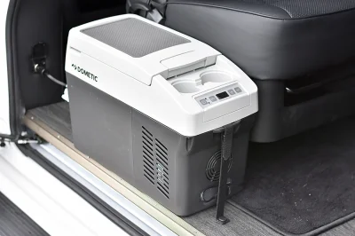 BRIGHT WHITE 1 - 2020 RAM PROMASTER LIMO - Image 6 of 21