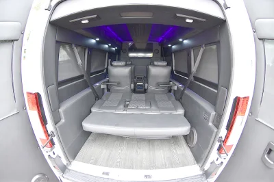 RAM PROMASTER 9 PASSENGER CUSTOM OFFICE LIMO 2020 EXECUTIVE TRAVEL PRIVATE JET ON WHEELS - 2020 RAM PROMASTER LIMO - Image 17 of 21