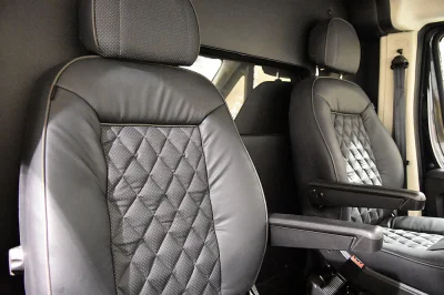 BLACK CRYSTAL 2 - 2020 RAM PROMASTER LIMO - Image 5 of 13