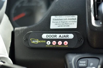 BRIGHT WHITE - 2020 RAM PROMASTER MOBILITY - Image 16 of 22