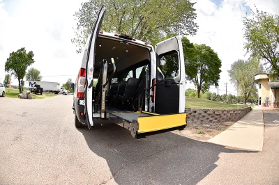 11 PASSENGER MOBILITY VAN COMMERCIAL FLEET ADA RAM PROMASTER 3500 HIGH ROOF EXT VAN 1 OR 2 WHEEL CHAIRS - 2020 RAM PROMASTER MOBILITY - Image 10 of 19