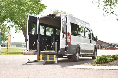 11 PASSENGER MOBILITY VAN COMMERCIAL FLEET ADA RAM PROMASTER 3500 HIGH ROOF EXT VAN 1 OR 2 WHEEL CHAIRS - 2020 RAM PROMASTER MOBILITY - Image 14 of 19