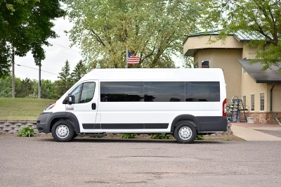 11 PASSENGER MOBILITY VAN COMMERCIAL FLEET ADA RAM PROMASTER 3500 HIGH ROOF EXT VAN 1 OR 2 WHEEL CHAIRS - 2020 RAM PROMASTER MOBILITY - Image 4 of 19