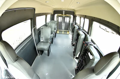 11 PASSENGER MOBILITY VAN COMMERCIAL FLEET ADA RAM PROMASTER 3500 HIGH ROOF EXT VAN 1 OR 2 WHEEL CHAIRS - 2020 RAM PROMASTER MOBILITY - Image 8 of 19