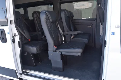 15 PASSENGER WHITE - 2020 RAM PROMASTER SHUTTLE - Image 9 of 17