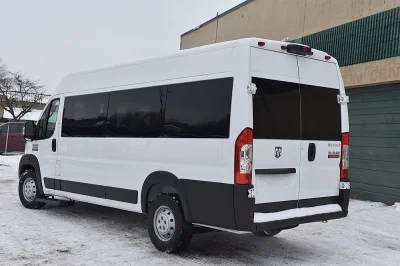 12 PASSENGER SHUTTLE VAN HOTEL PASSENGER VAN GREY CLOTH SEATING WITH WOOD FLOORS RAM PROMASTER 2500 HIGH ROOF - 2020 RAM PROMASTER SHUTTLE - Image 3 of 15