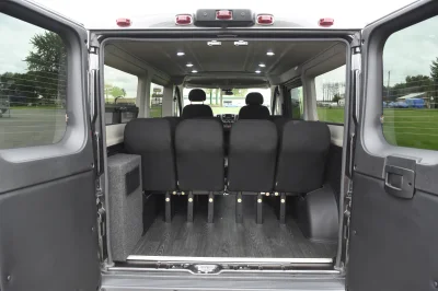 CRYSTAL METALLIC 136 LT - 2020 RAM PROMASTER SHUTTLE - Image 11 of 16