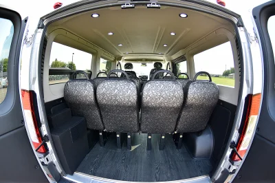 BRIGHT SILVER - 2020 RAM PROMASTER SHUTTLE - Image 14 of 15