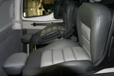 WHITE 136 LT - 2020 RAM PROMASTER SHUTTLE - Image 10 of 17