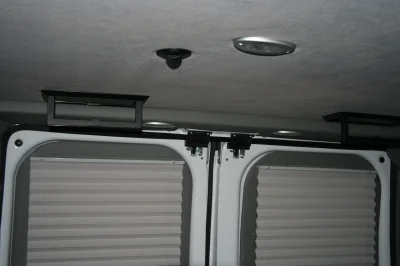 WHITE 136 LT - 2020 RAM PROMASTER SHUTTLE - Image 15 of 17