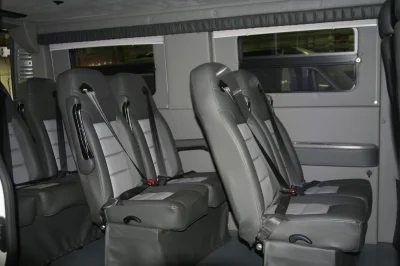 WHITE 136 LT - 2020 RAM PROMASTER SHUTTLE - Image 9 of 17