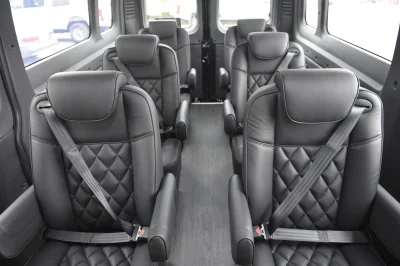 RAM PROMASTER SHUTTLE PRESIDENTIAL SEATING LUXURY CHAIRS 8 PASSENGER CONVERSION VAN HOTEL AIRPORT - 2020 RAM PROMASTER SHUTTLE - Image 16 of 30