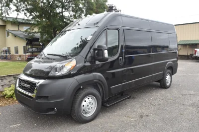 RAM PROMASTER SHUTTLE PRESIDENTIAL SEATING LUXURY CHAIRS 8 PASSENGER CONVERSION VAN HOTEL AIRPORT - 2020 RAM PROMASTER SHUTTLE - Image 3 of 30