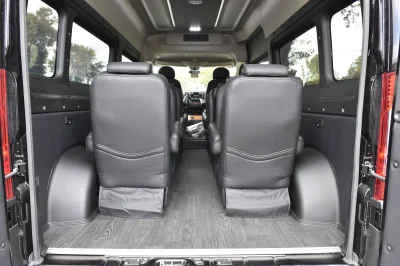 RAM PROMASTER SHUTTLE PRESIDENTIAL SEATING LUXURY CHAIRS 8 PASSENGER CONVERSION VAN HOTEL AIRPORT - 2020 RAM PROMASTER SHUTTLE - Image 7 of 30