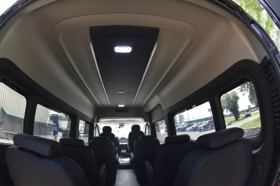 RAM PROMASTER LUXURY SHUTTLE 8 PASSENGER VAN REMOVEABLE SEATING SIMPLE BUILD FAMILY TRAVEL - WALDOCH - 2020 RAM PROMASTER SHUTTLE - Image 2 of 19