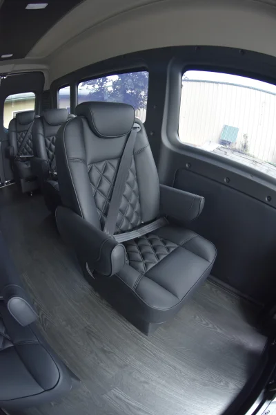 RAM PROMASTER LUXURY SHUTTLE 8 PASSENGER VAN REMOVEABLE SEATING SIMPLE BUILD FAMILY TRAVEL - WALDOCH - 2020 RAM PROMASTER SHUTTLE - Image 8 of 19