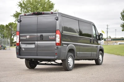 RAM PROMASTER CUSTOM PARTITION WALL WITH SINGLE SWIVEL SEAT IN VAN - 2020 RAM PROMASTER WORK - Image 6 of 17