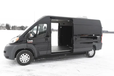 BLACK CRYSTAL - 2020 RAM PROMASTER WORK - Image 14 of 19