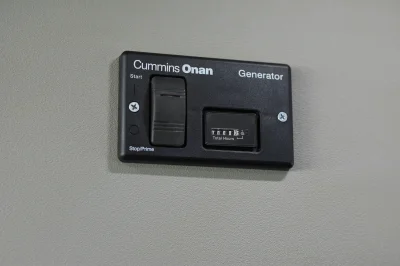 BLACK CRYSTAL - 2020 RAM PROMASTER WORK - Image 18 of 19