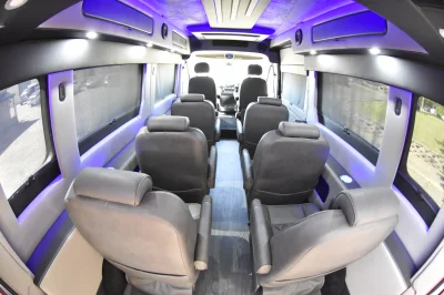 2021 RAM PROMASTER GALAXY 9-PASSENGER - PATRIOT BLUE WITH GREY/BLACK INTERIOR WALLS AND PEWTER SEATING - 2021 RAM PROMASTER GALAXY - Image 28 of 42