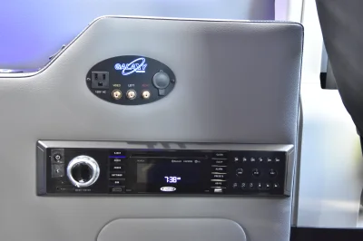 2021 RAM PROMASTER GALAXY 9-PASSENGER - PATRIOT BLUE WITH GREY/BLACK INTERIOR WALLS AND PEWTER SEATING - 2021 RAM PROMASTER GALAXY - Image 19 of 42