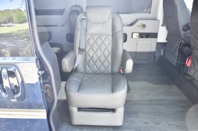 2021 RAM PROMASTER GALAXY 9-PASSENGER - PATRIOT BLUE WITH GREY/BLACK INTERIOR WALLS AND PEWTER SEATING - 2021 RAM PROMASTER GALAXY - Image 32 of 42