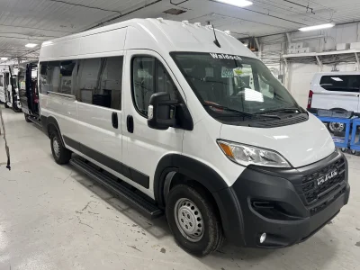 2024 RAM PROMASTER 159'' 12 PASSENGER SHUTTLE PAKCAGE - BRIGHT WHITE (PW7) - GRAY SEATING - 2024 RAM PROMASTER SHUTTLE - Image 3 of 18