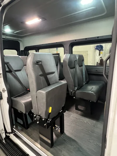 2024 RAM PROMASTER  159''  - 12 PASSENGER SHUTTLE PACKAGE - BRIGHT WHITE (PW7) - GRAY SEATING - 2024 RAM PROMASTER SHUTTLE - Image 7 of 18