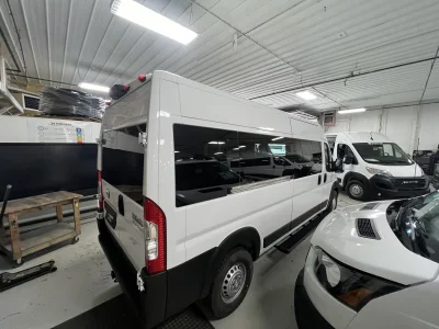 2024 RAM PROMASTER  159''  - 12 PASSENGER SHUTTLE PACKAGE - BRIGHT WHITE (PW7) - GRAY SEATING - 2024 RAM PROMASTER SHUTTLE - Image 13 of 18