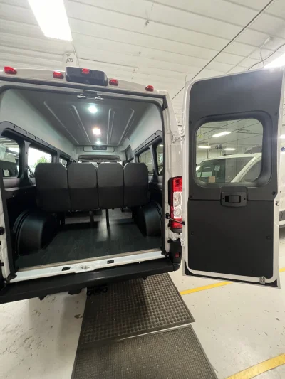 2024 RAM PROMASTER  159''  - 12 PASSENGER SHUTTLE PACKAGE - BRIGHT WHITE (PW7) - GRAY SEATING - 2024 RAM PROMASTER SHUTTLE - Image 11 of 18