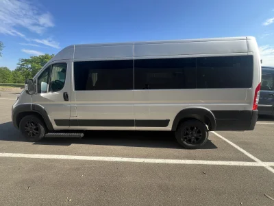 2024 RAM PROMAASTER 3500 - 12 PASSENGER SHUTTLE PACKAGE - BILLET SILVER METALLIC (PSC) - GRAY SEATING - 2024 RAM PROMASTER SHUTTLE - Image 13 of 18