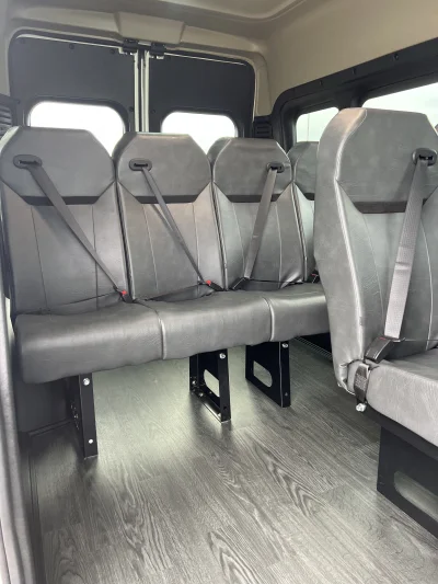 2024 RAM PROMASTER 2500 - SHUTTLE PACKAGE - BRIGHT WHITE (PW7) - GRAY SEATING - 2024 RAM PROMASTER SHUTTLE - Image 10 of 21