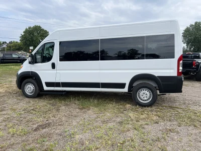 2024 RAM PROMASTER 2500 - SHUTTLE PACKAGE - BRIGHT WHITE (PW7) - GRAY SEATING - 2024 RAM PROMASTER SHUTTLE - Image 5 of 21