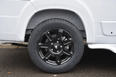 2025 RAM PROMASTER BOUNDARY WATER EDITION BY WALDOCH CUSTOM LUXURY CONVERSION VAN 9 PASSENGER - 2025 RAM PROMASTER GALAXY LUXURY - Image 9 of 19