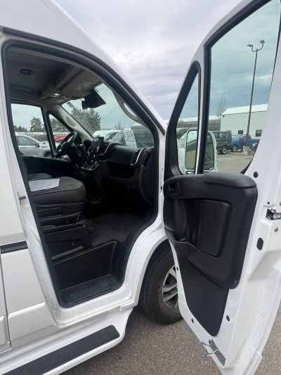 2025 RAM PROMASTER - 9 PASSENGER ASCENT GALAXY PACKAGE - BRIGHT WHITE - PEWTER AND BLACK SEATING - 2025 RAM PROMASTER GALAXY - Image 8 of 18