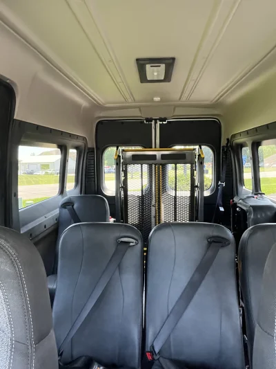 2025 RAM PROAMASTER 2500 - MOBILITY PACKAGE - BRIGHT WHITE (PW7) - GRAY SEATING - 2025 RAM PROMASTER MOBILITY - Image 10 of 18