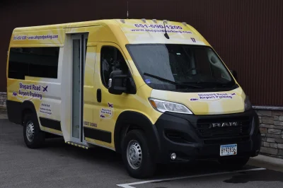 2025 RAM PROMASTER 159 2500 BUS DOOR AIRPORT SHUTTLE BUS - 2025 RAM PROMASTER SHUTTLE - Image 3 of 8